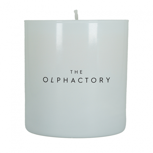 Свеча ароматическая The Olphactory, White Insignia, Musk Silhouette, 60 ч